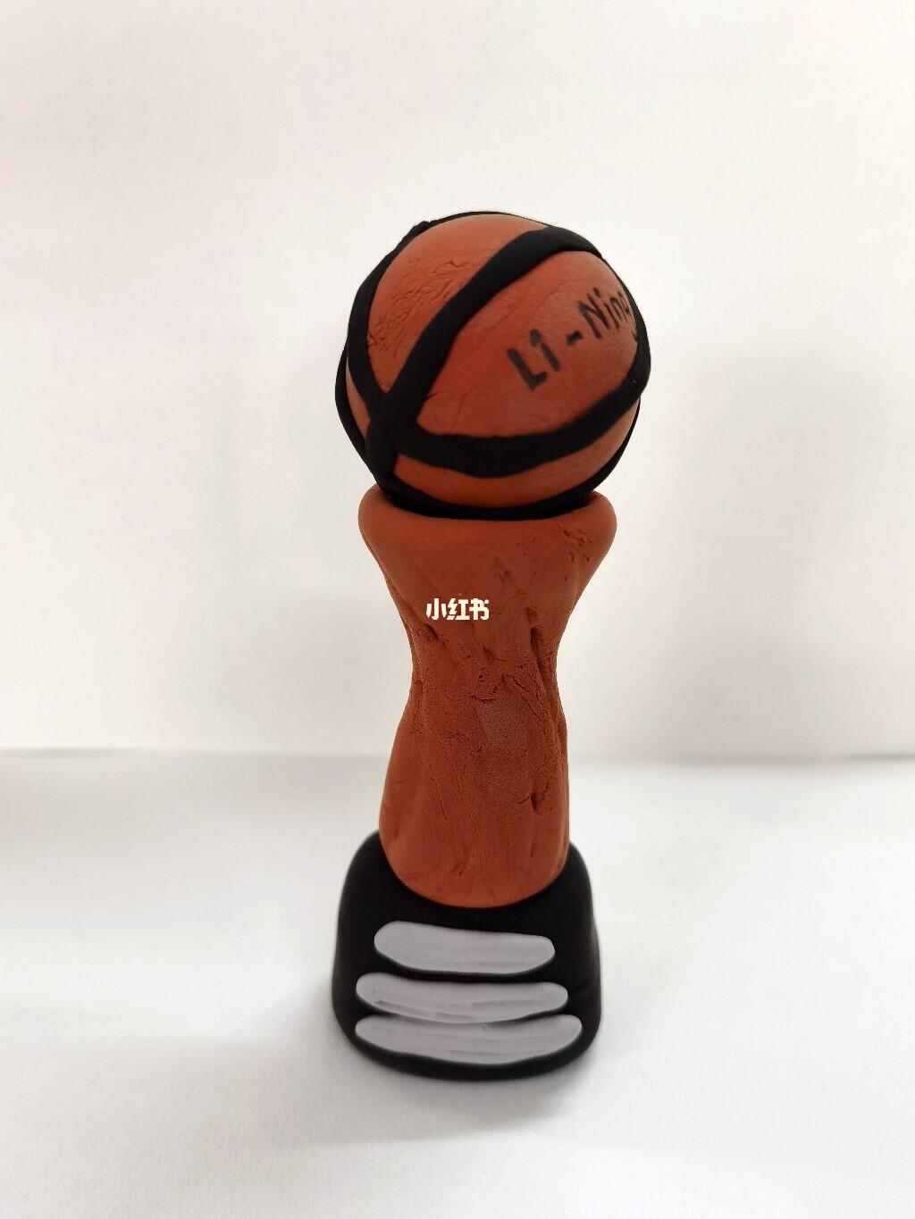 超轻粘土运动会奖杯设计