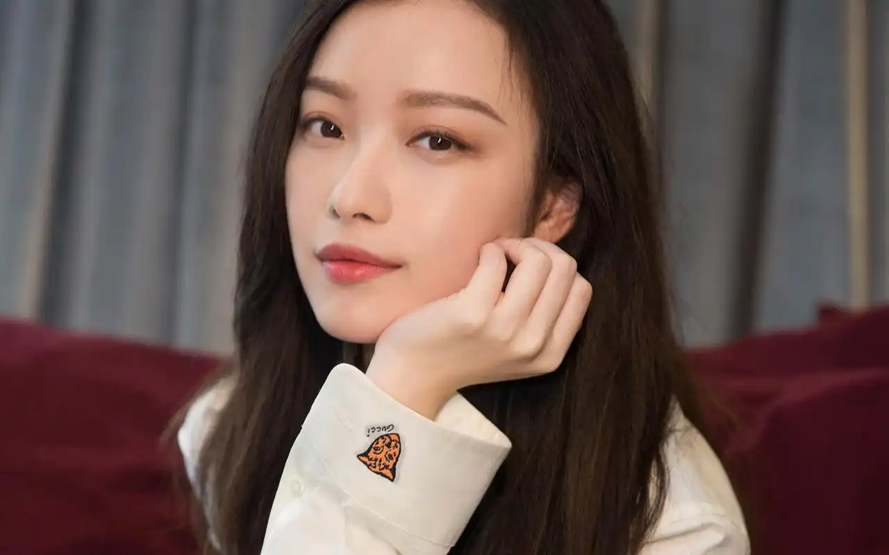 倪妮性感时尚写真桌面壁纸,大陆明星,性感美女,唯美,倪妮,美女写真