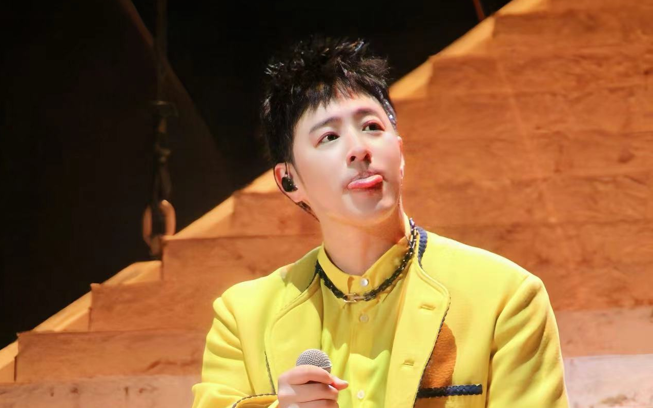 09潘玮柏【狂爱】巡回演唱会-深圳站-超级无敌敌敌魏-超级无敌敌敌魏