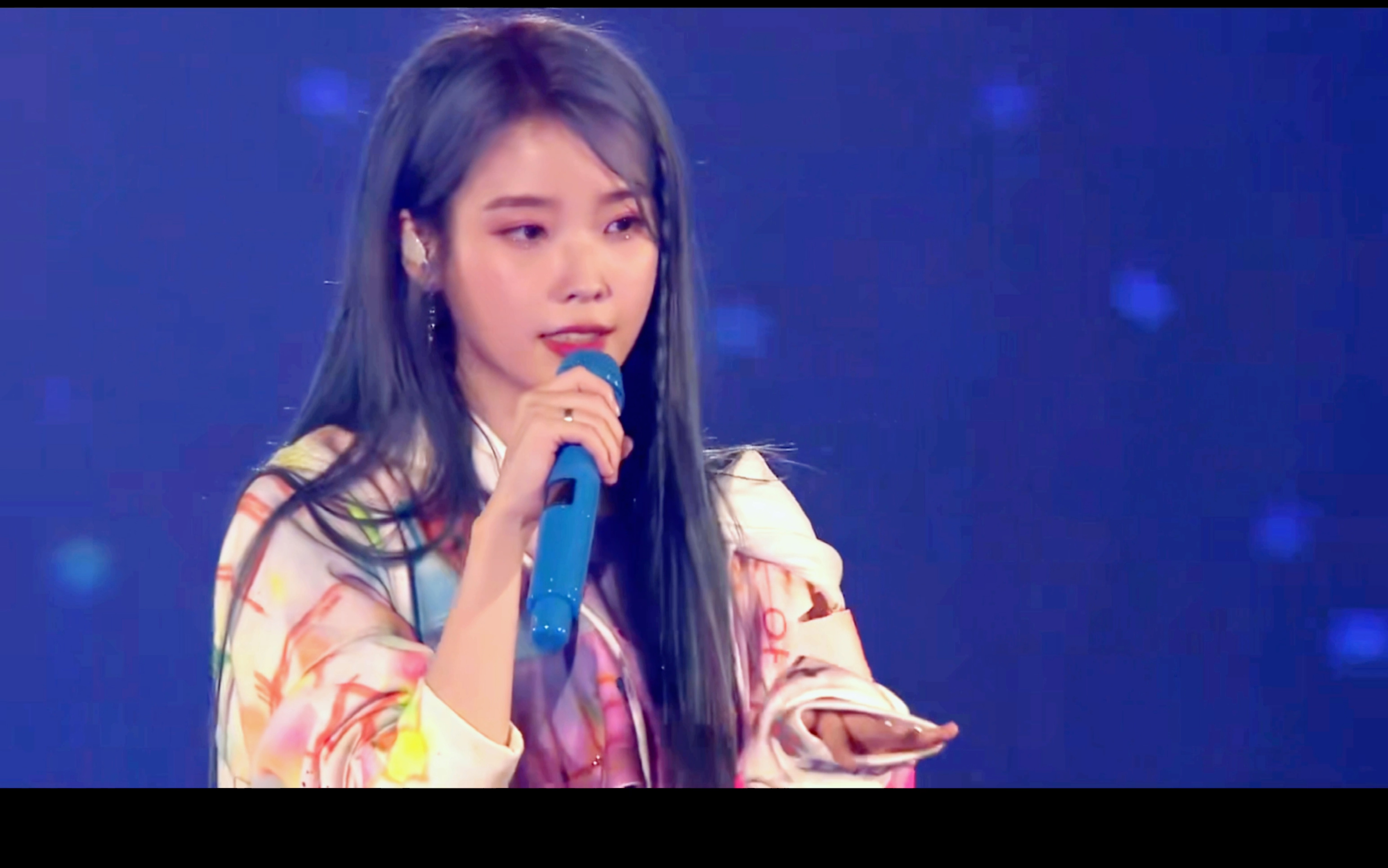 iu(李知恩)-blueming【神级现场】