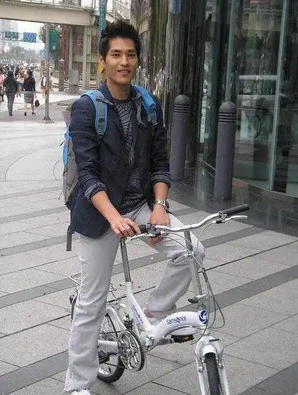 蓝正龙个人资料及近况和图片蓝正龙主演的电视剧 - 新宇视窗