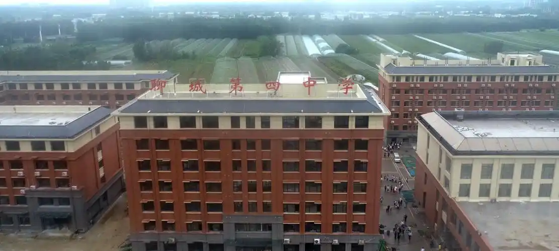 8月31日,邦成公司承建的聊城第四中学北校区(向阳中学)项目顺利交付校