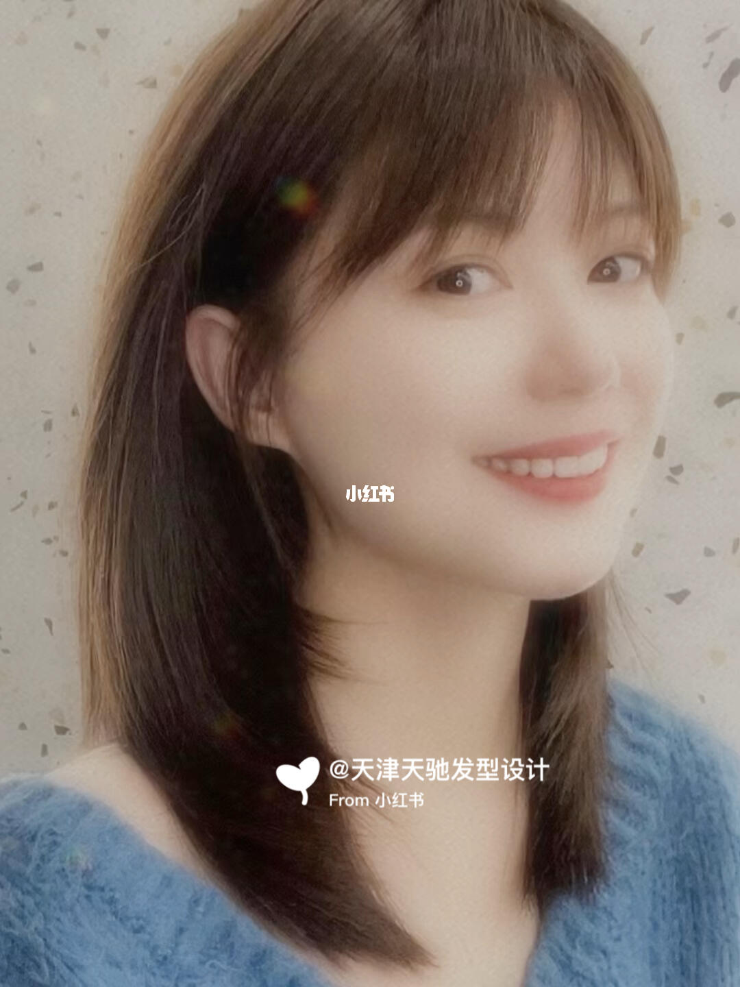 圆脸女生发型推荐减龄清新中发发型