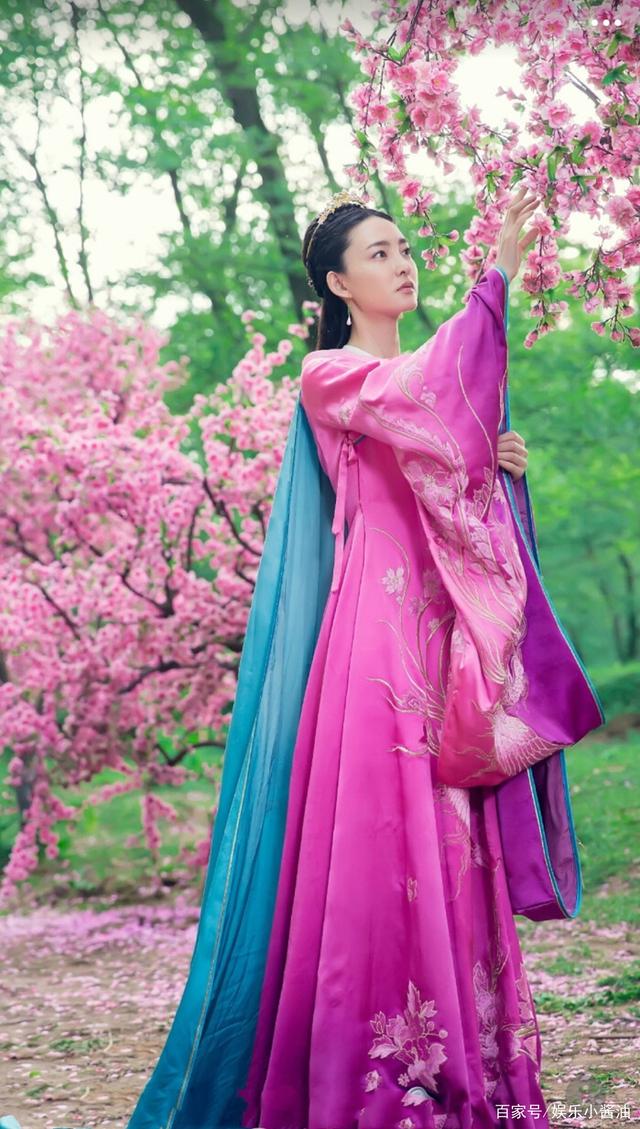 王丽坤七大古装角色,"缪芊芊"最美,"蜘蛛精"妆容雷到我了!