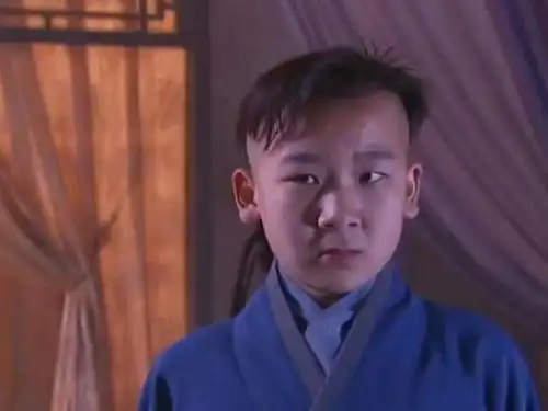 谢昀杉5岁出道靠刘罗锅成最火童星今秃顶变肥认不出