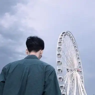 男生伤感帅气背影头像个性成熟