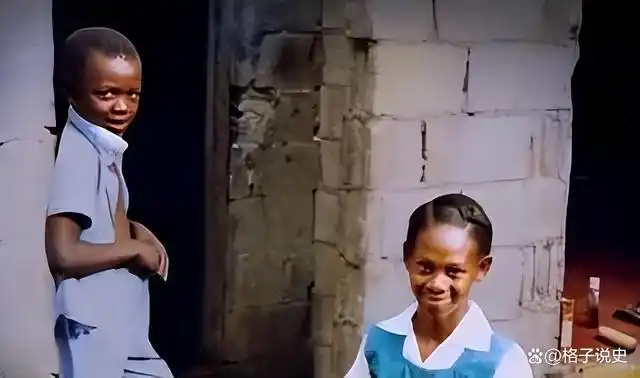 博尔特:退役7年生3个孩子,身材发福,6块腹肌变"啤酒肚"