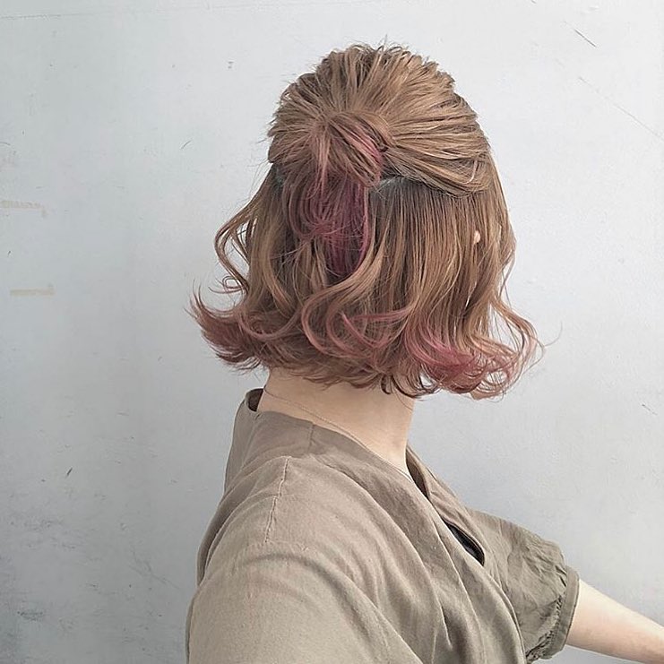 扎半头丸子头短发这样扎减龄又可爱