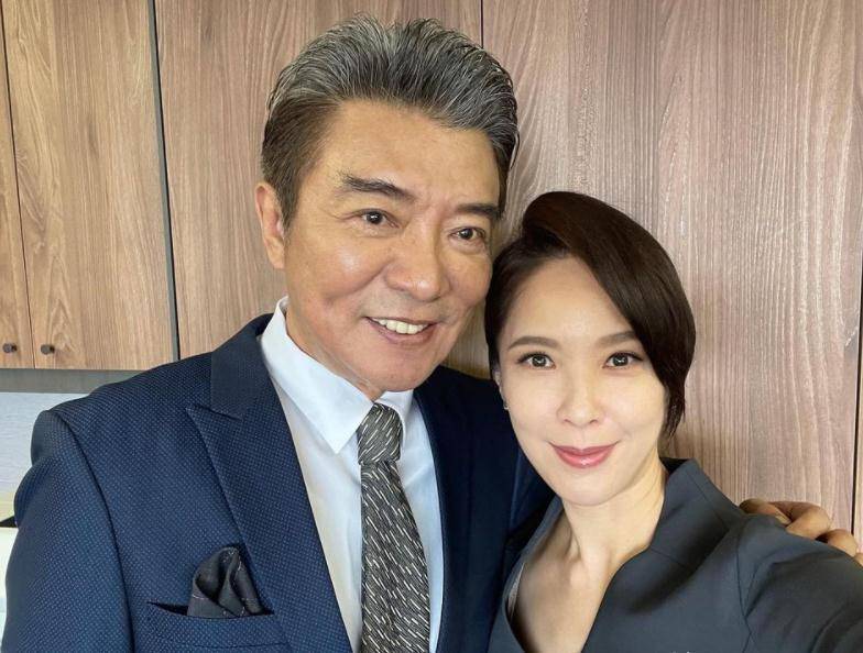 一位消失多年的明星,人家不是没人要,而是在闷声赚大钱_张佩华_藏獒