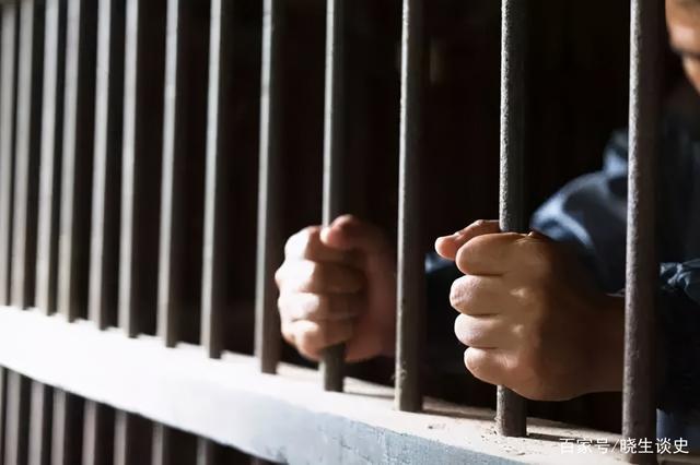 被判无期徒刑的罪犯,在监狱里都做些什么?可能和你想的不一样