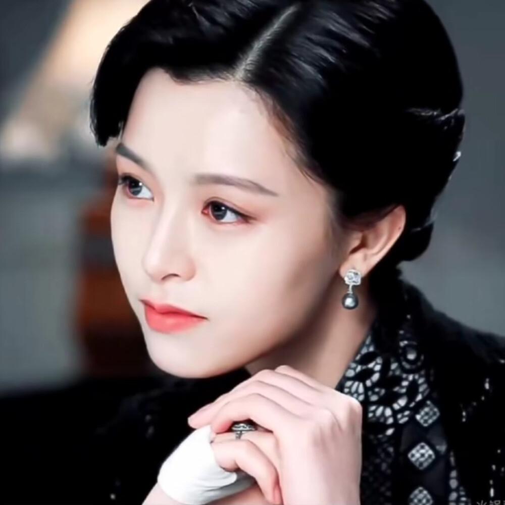 2021最好看的谍战片,周一围,徐璐,文咏珊出演的电视剧《风声》