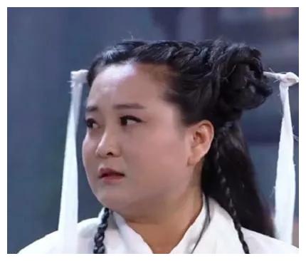 模仿李宇春模仿杨贵妃模仿白娘子模仿谢霆锋还和陈赫一同模仿了杰克和