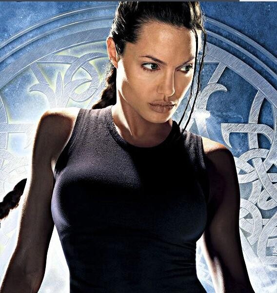 古墓丽影劳拉扮演者