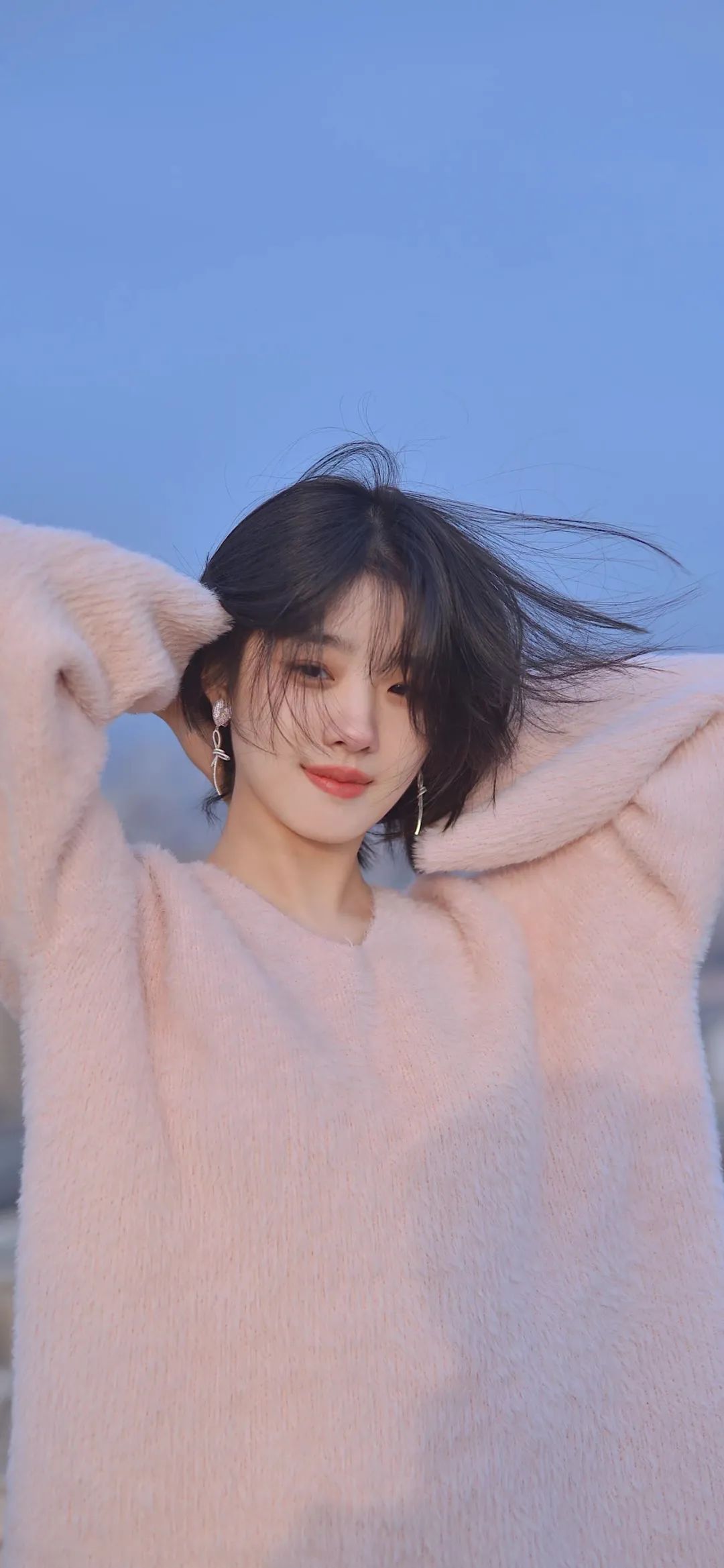 抖音今日最火潮图小姐姐壁纸