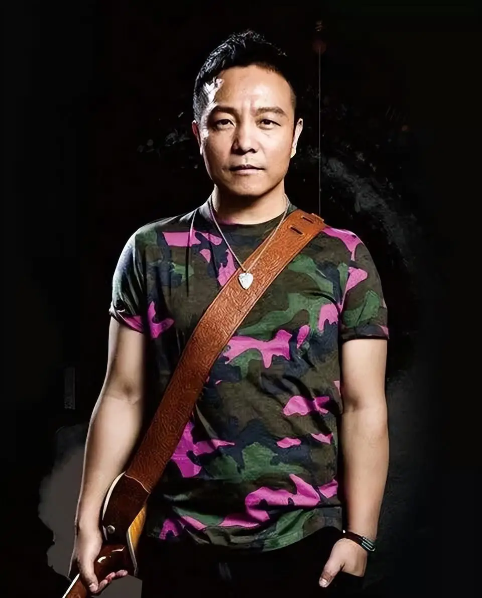 "辞职会长"许巍:曾患上重度抑郁症,妻子不离不弃多次治愈了他