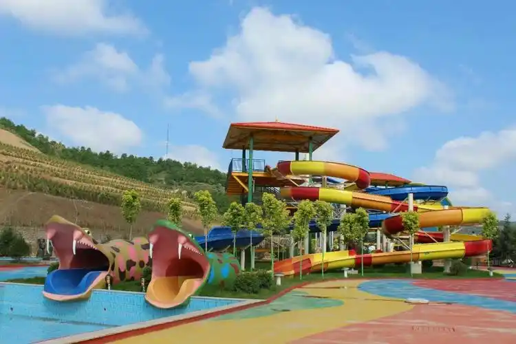 延安碾庄美源山水欢乐谷无限次单人季卡原价1280,现价699.