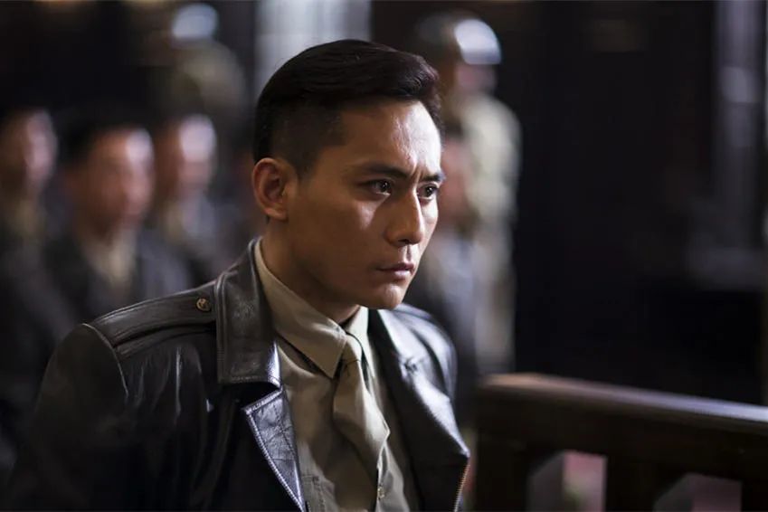 央华2022年度大戏《悲惨世界》| 刘烨出演中国版"冉·阿让"_戏剧_中法