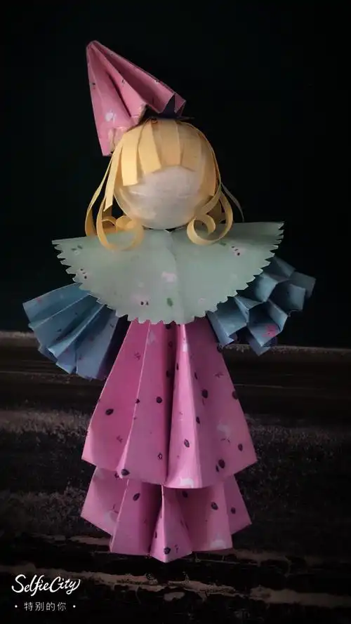 龙岩技师学院幼教班手工作品-----纸娃娃