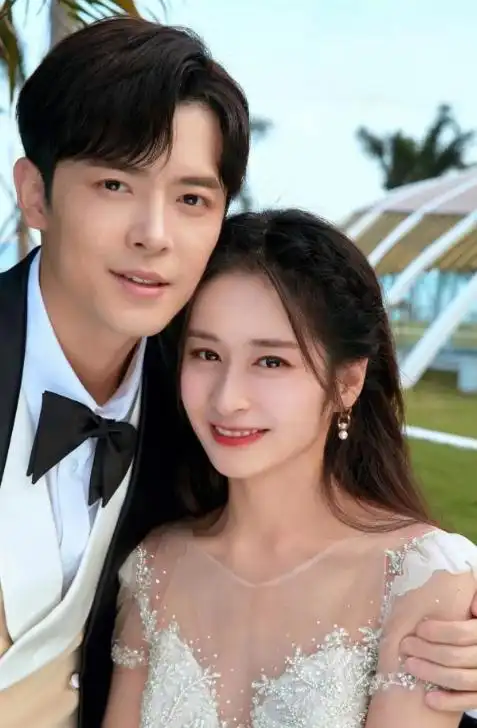 纪实卑微女星颖儿:低声下气讨好,丈夫却连孕期都和她aa制