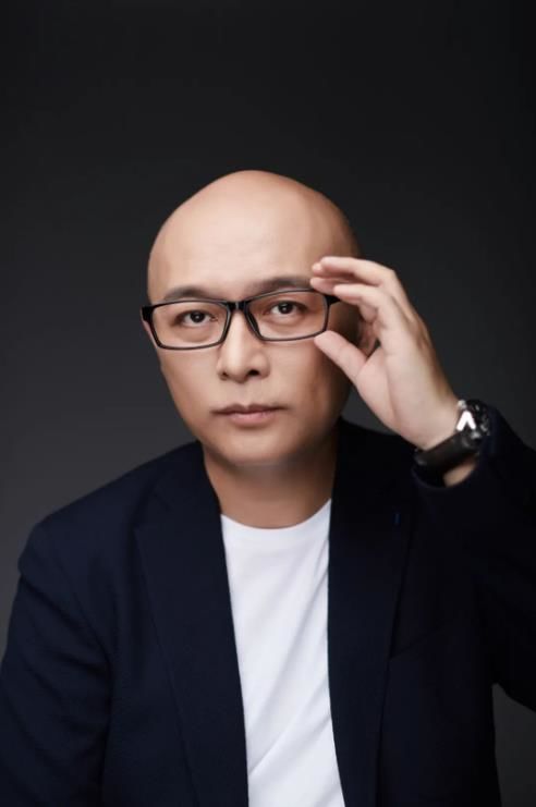 江苏广电主持人孟非获首届中国播音主持"金声奖"_新浪财经_新浪网