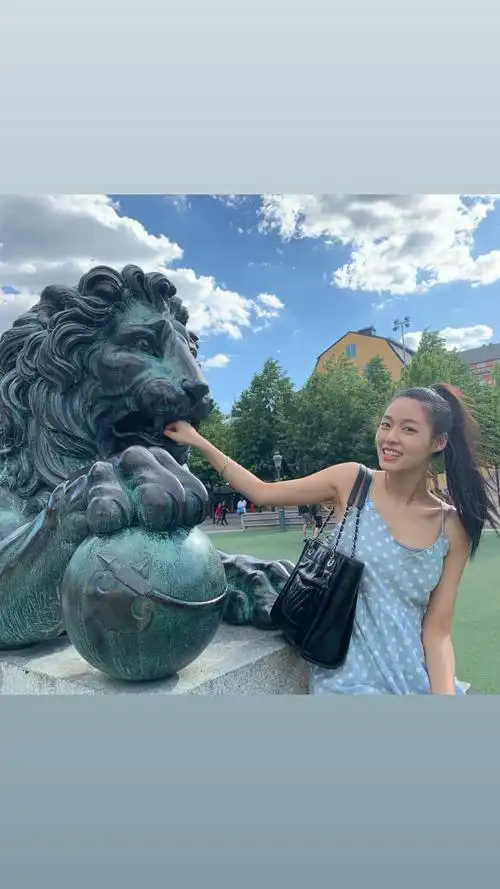 漂亮姐姐金雪炫的ins日常照合集