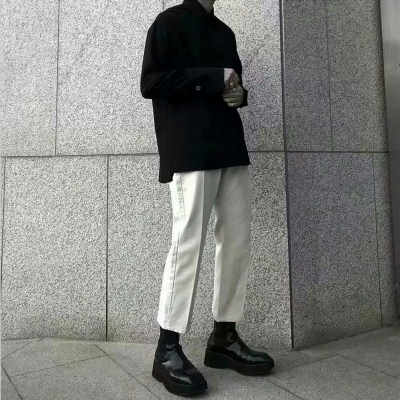 半身部位男生头像念七