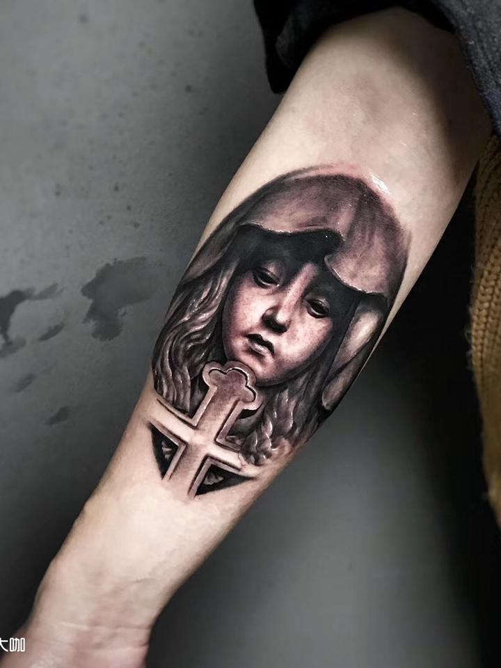 圣母玛利亚_纹身图案手稿图片_十七的纹身作品集
