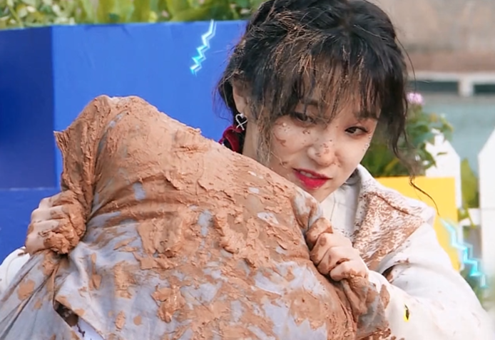 baby被宋雨琦打脸,表情管理不管用了,蔡徐坤说了句公道话