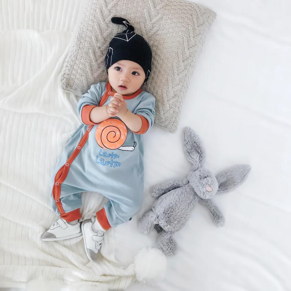 高档大牌童装刚出生初新生婴儿小宝宝春秋款0-6个月1岁儿童连体衣0-3