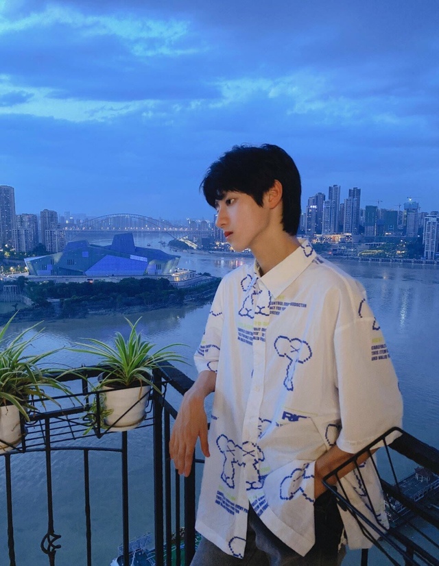 tnt哥哥我们顶峰相见