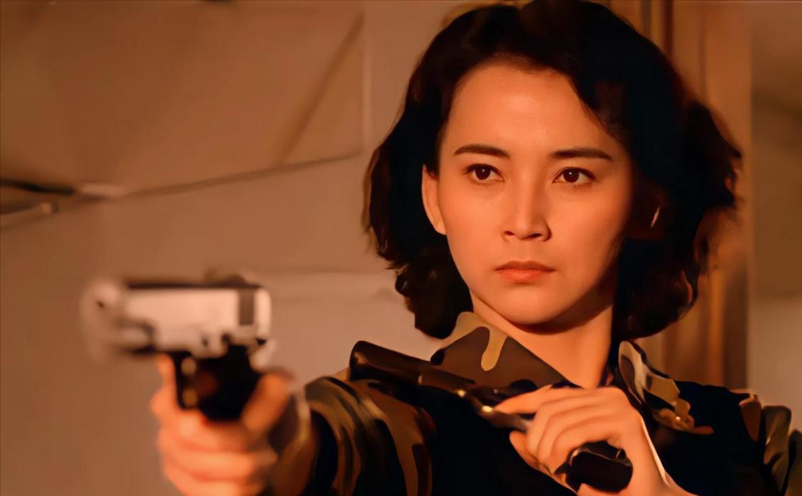 一代功夫女星与北联帮帮主的爱情故事_胡慧中_霸王花_电影