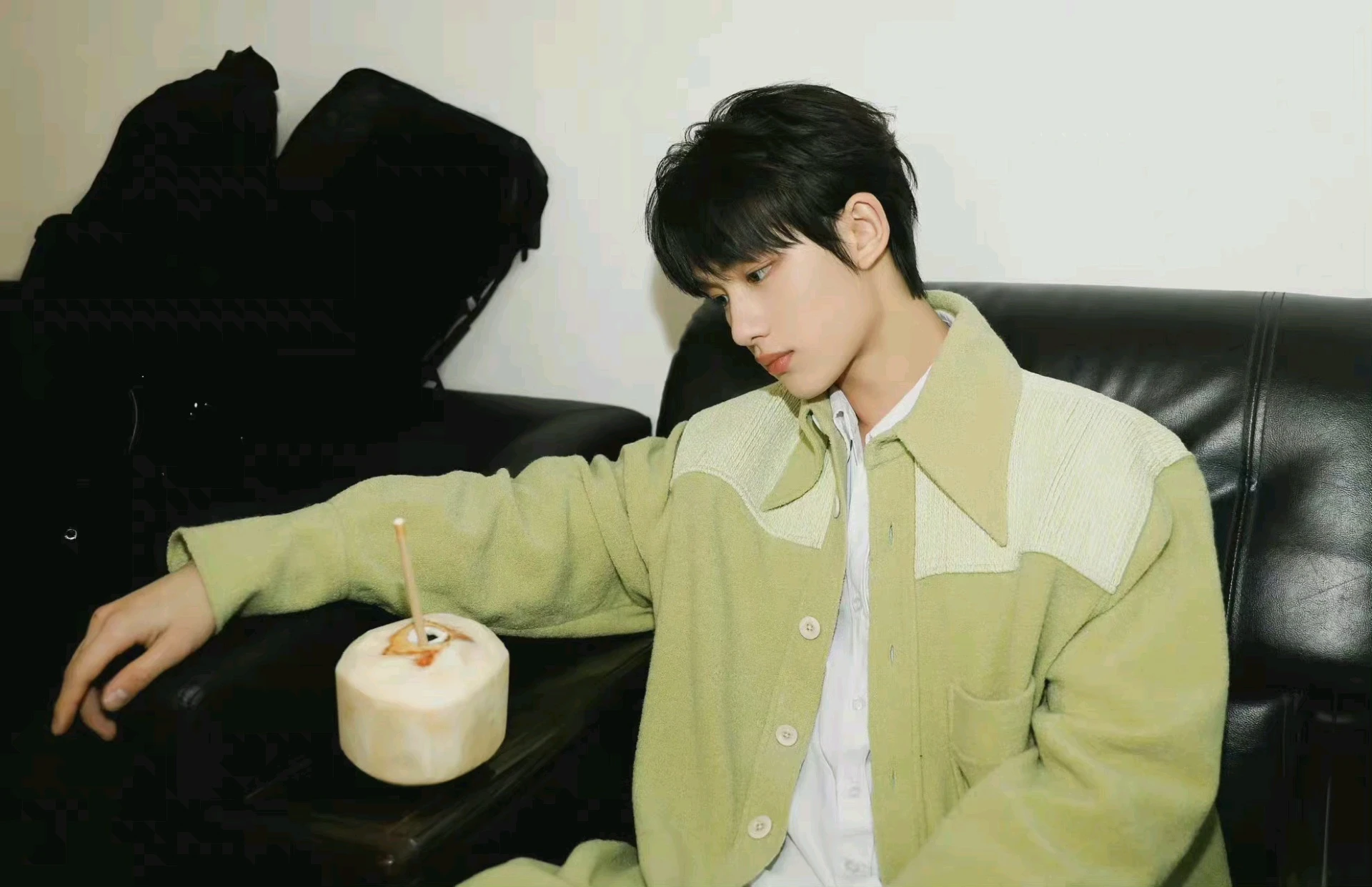 丁程鑫干净又疗愈的清爽感溢出屏幕