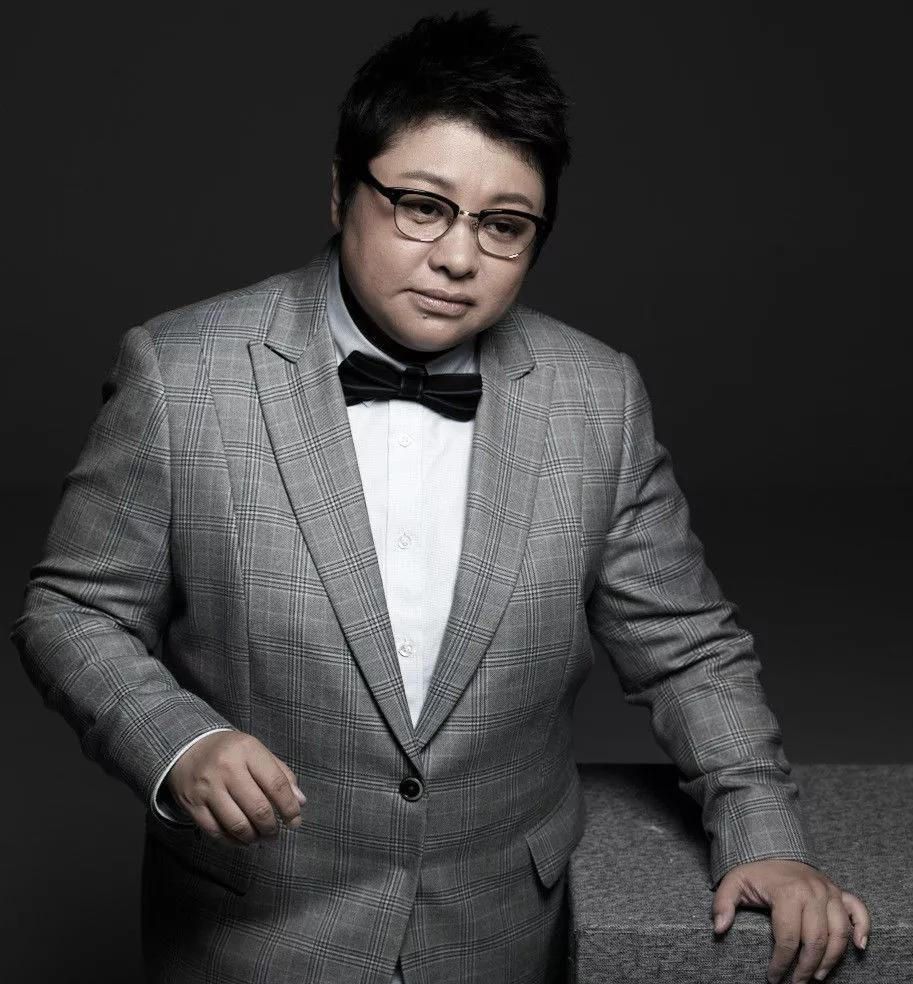 事实证明,把余生都奉献给慈善事业的韩红,才是真正的"大明星"