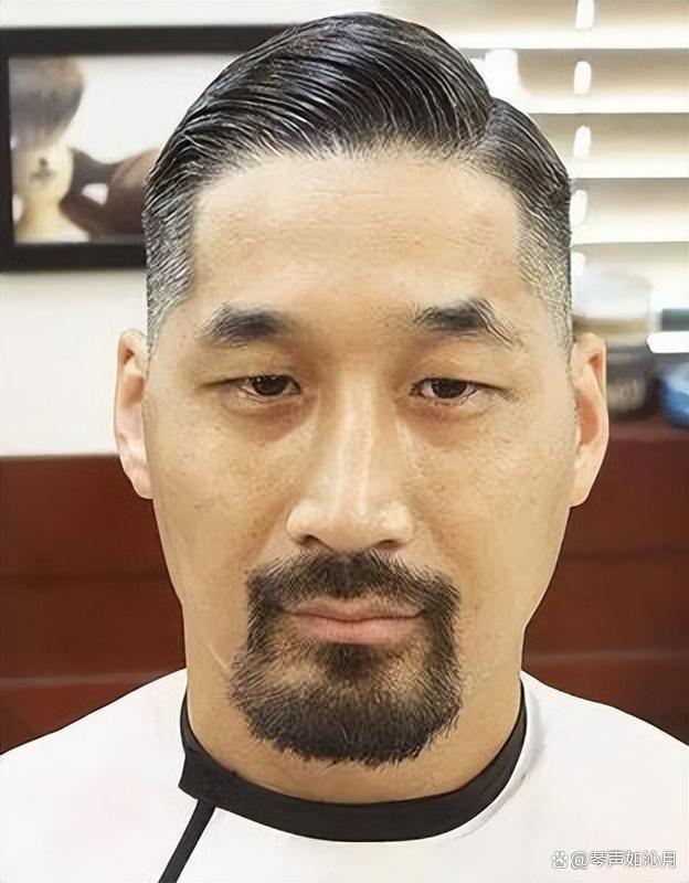 男人过了40岁,发型尽量不要留寸头,油头,换成这些才优雅有格调