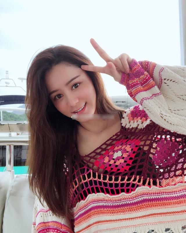 林峯女友张馨月晒美照满屏大长腿即将当新娘的张馨月心情超好