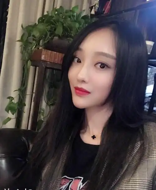 快手娜美微博生活照写真快手美女网红娜美图片合集