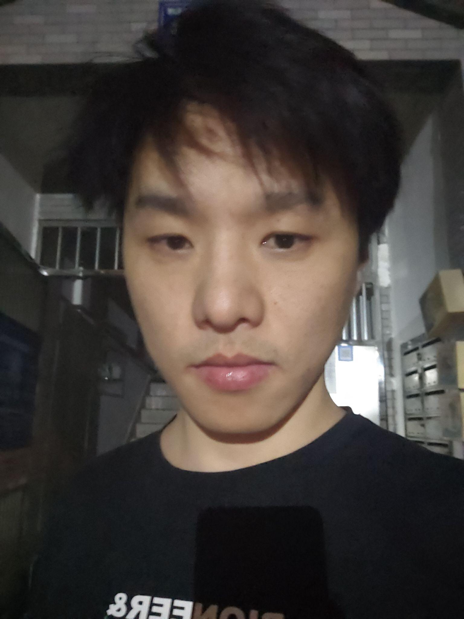 现实生活中男生颜值6分是什么样的