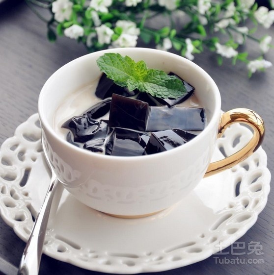 仙草图片赏析及价值介绍