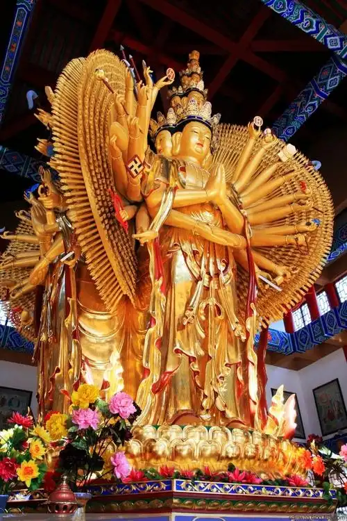 庄严的千手观音菩萨像70幅