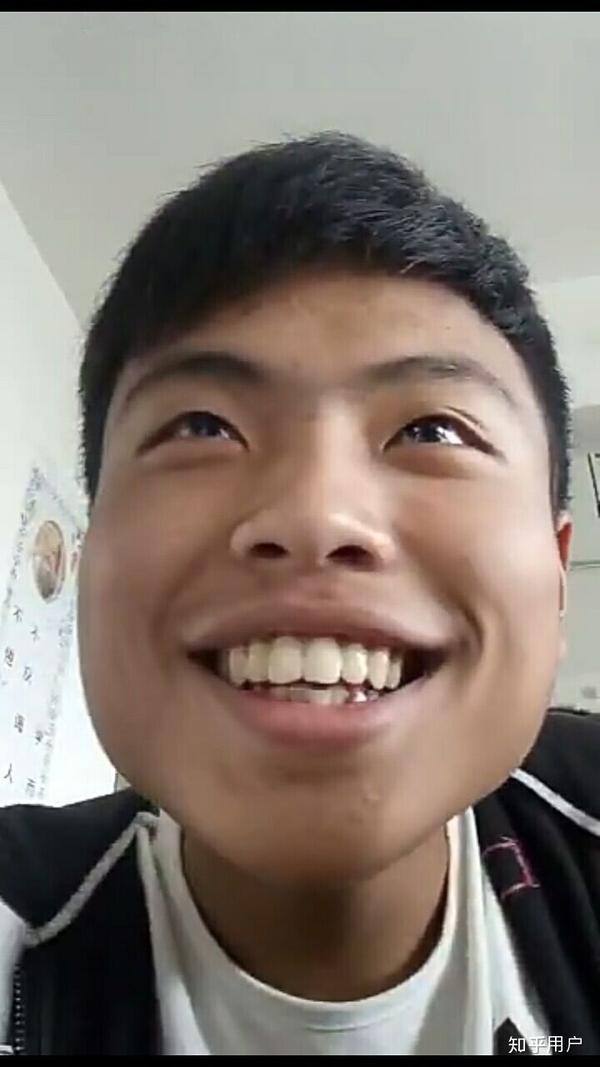 自拍丑,他拍好看是什么体验?