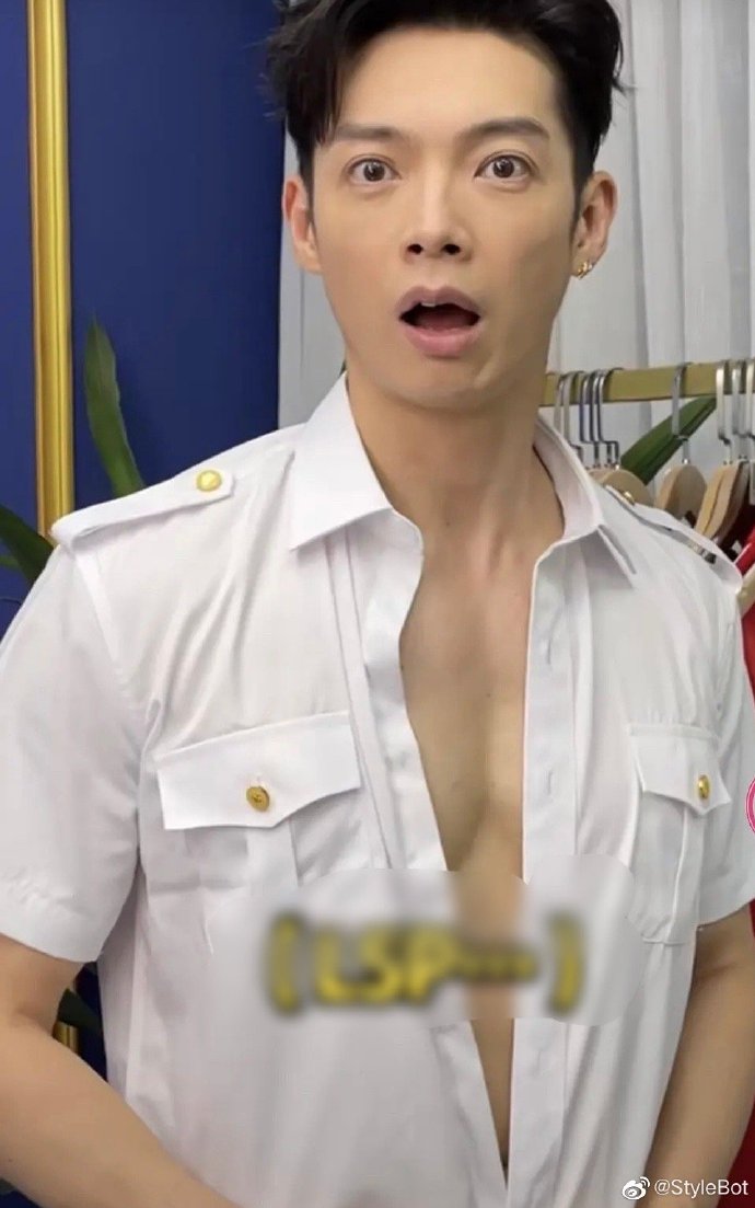 辰亦儒40岁状态#这个腹肌绝了!