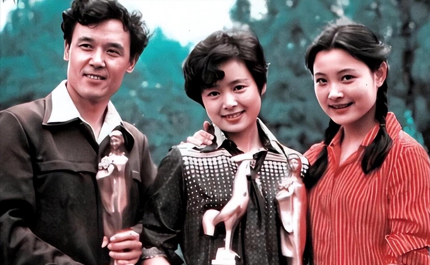 演员张瑜:离婚30年单身,再见前夫依旧心碎,65岁无儿无女_张建亚_美国