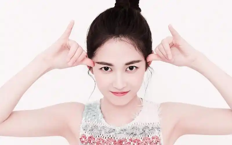 唐嫣旗下艺人陈钰琪 - tt98图片网