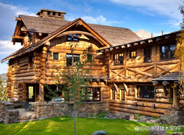 我们喜欢复古木屋别墅是因为看到和感受到它们回归了大自然与原始生活