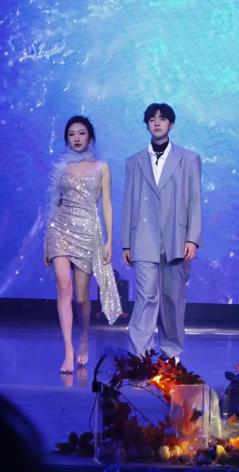 大学生活最后一次走t台啦 从大一到大四 三年的时间就这么悄咪 - 抖音