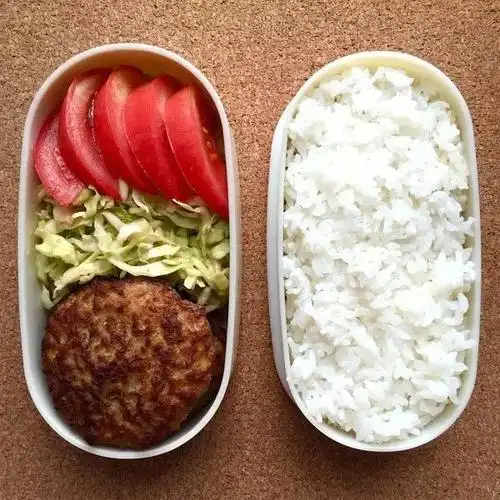营养便当 34, 汉堡排蔬菜沙拉 白米饭