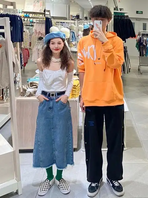 15377183身高差情侣超爱的966套情侣装