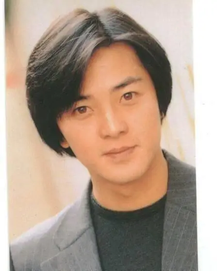 巅峰时期的谢霆锋和巅峰时期的郑伊健谁更帅?