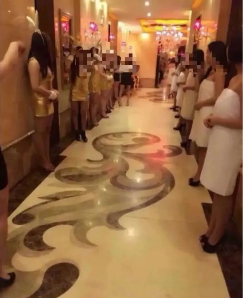 流调报告里的ktv"公主",年仅15岁?