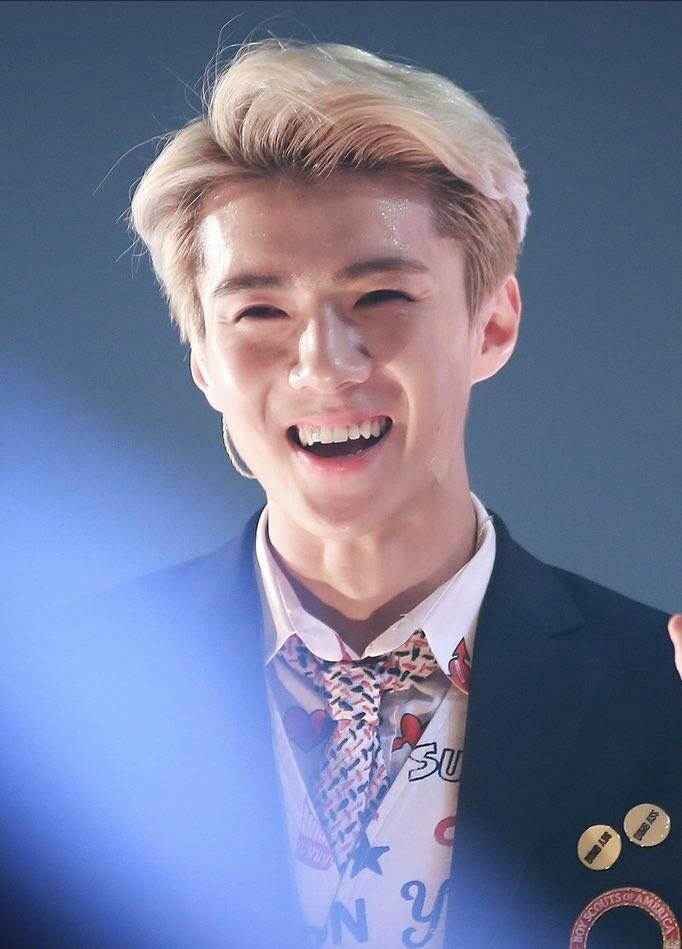 exo吴世勋的笑容魅力到底有多大?女生心目中的理想男友!